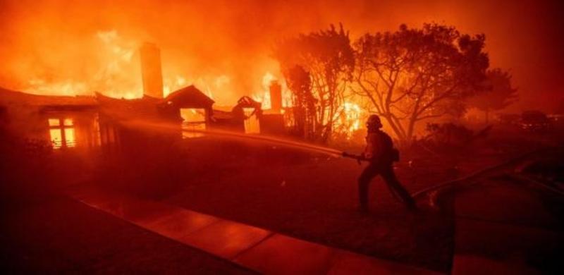 Nikolas antecipa o apocalipse com desinformação nas escolas sobre o clima