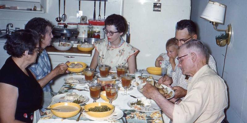 15 old-school casserole recipes that feel like home for boomers and Gen Xers 15 old-school casserole recipes that feel like home for boomers and Gen Xers