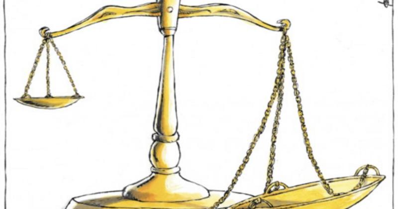 Στο κράτος των Αποκεντρωμένων φαρσοκωμωδιών Στο κράτος των Αποκεντρωμένων φαρσοκωμωδιών