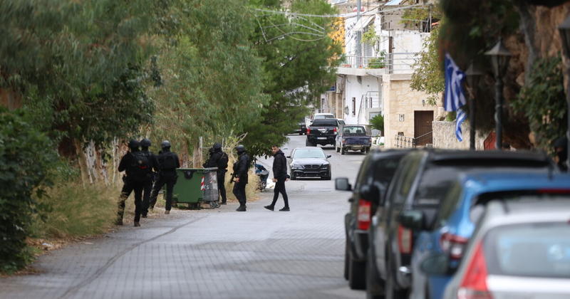 Βορίζα: «Ας παραδοθούν το συντομότερο, για καλό τους θα είναι» διαμηνύουν οι Αρχές