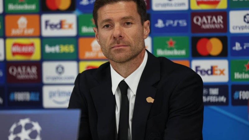 Xabi Alonso llega a Anfield con el equipo hecho