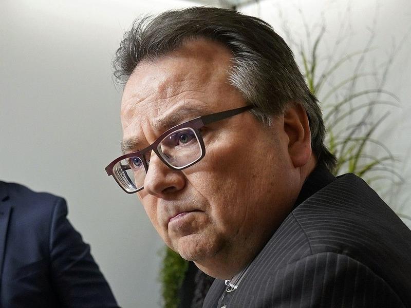 Braid: UCP dumps auditor general as he races to finish health scandal report The surest way to screw up Doug Wylie’s office is to appoint a more complacent auditor general and install her or him at a crucial point in the investigation Braid: UCP dumps auditor general as he races to finish health scandal report The surest way to screw up Doug Wylie’s office is to appoint a more complacent auditor general and install her or him at a crucial point in the investigation