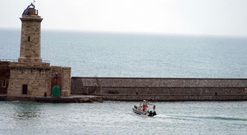 Livorno, ritrovato il cadavere di uno dei migranti annegati