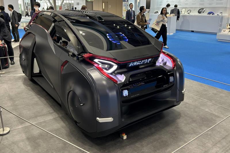 Carro feito de plástico reciclado e movido a hidrogênio é aposta para mobilidade limpa