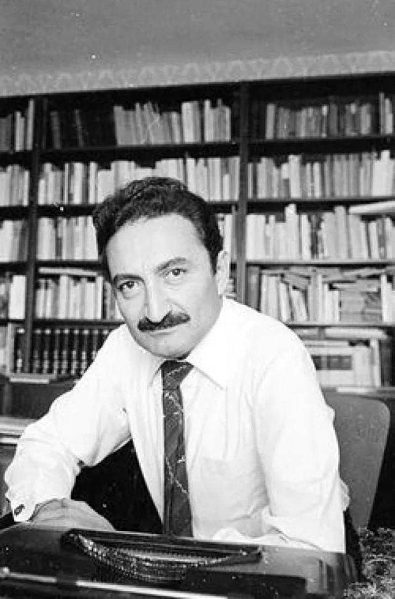 Emekçi babası Karaoğlan... - Şükrü Karaman Emekçi babası Karaoğlan... - Şükrü Karaman