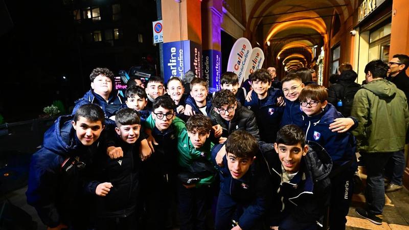 Bar Carlino, ecco il salotto rossoblù. Domani il pre-partita da Neri