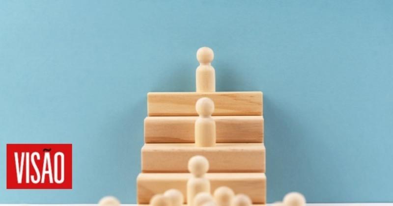 Oportunismo disfarçado de independência Oportunismo disfarçado de independência