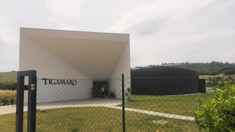 Ladri da Tigamaro, rubato stock di portafogli