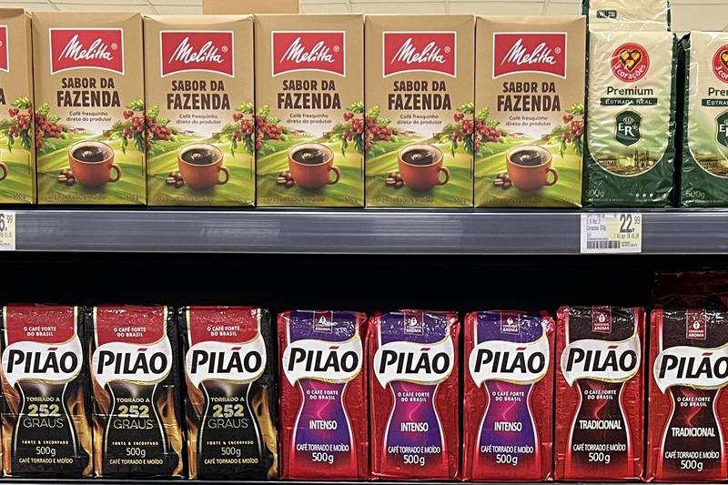 Indústria do café pode se beneficiar de projeto de lei contra bebidas com metanol