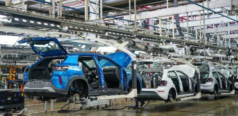 Crise dos chips: Brasil pode sofrer 'apagão' na fabricação dos carros?