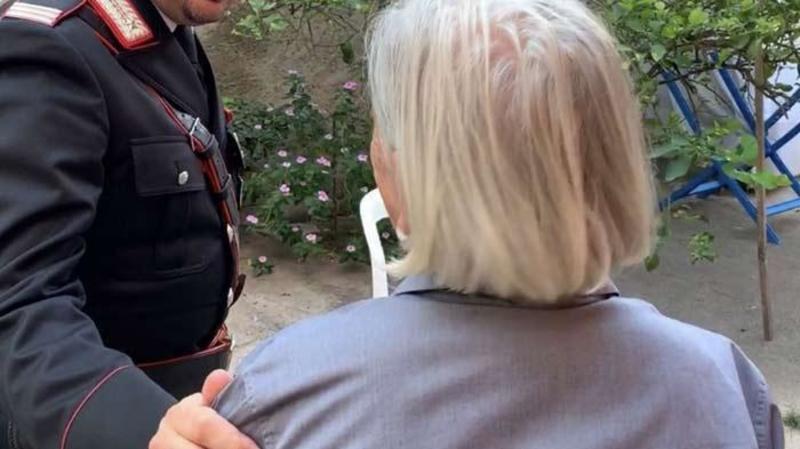 Tecnica del finto carabiniere, la convince a fare un bonifico di 38mila euro: denunciato