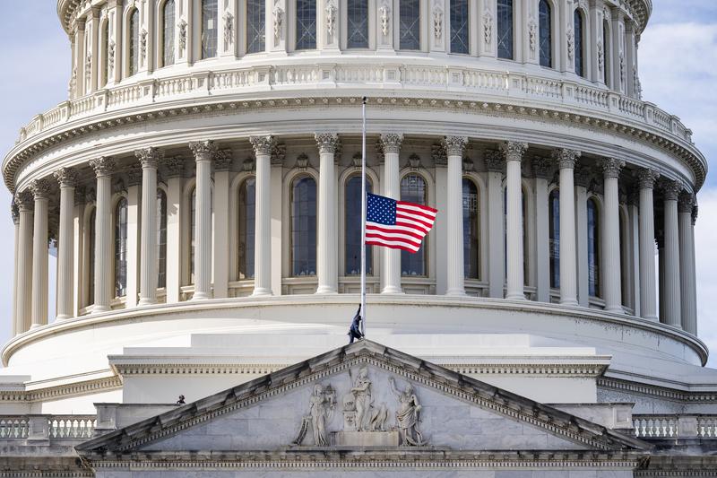 Trump Admin Signals It May Not Pay Furloughed Workers After Shutdown Ends Trump Admin Signals It May Not Pay Furloughed Workers After Shutdown Ends