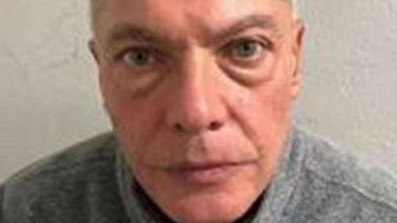 La deriva di Lanni, i 3 giorni prima di colpire: l’hotel Mondial, il passo nervoso sul ponte e una donna salva senza saperlo La deriva di Lanni, i 3 giorni prima di colpire: l’hotel Mondial, il passo nervoso sul ponte e una donna salva senza saperlo