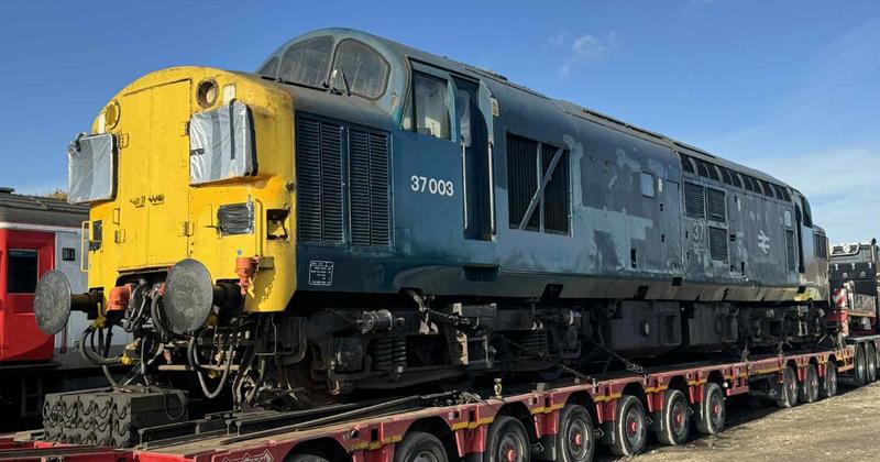 Locomotive makes welcome return to home town Locomotive makes welcome return to home town