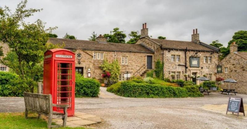 Fan-favourite Emmerdale star 'killed off' but there is a huge twist