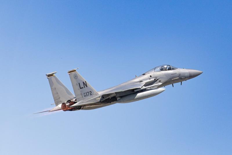 Air Force Extends the F-15C/D Fighter’s Life Until 2031