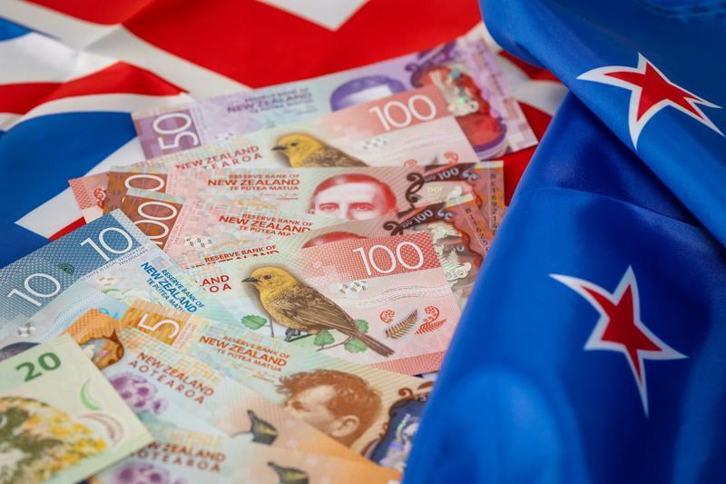 AI can help the government spend billions better. But humans have to be in charge