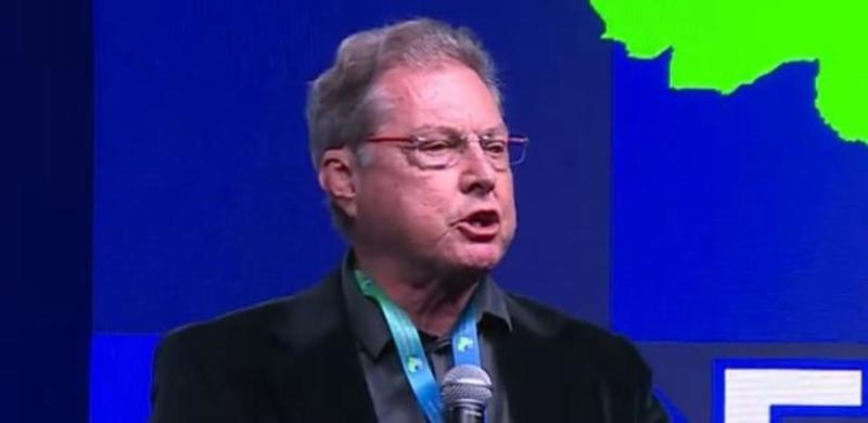 Há defasagem de técnicos brasileiros para os estrangeiros