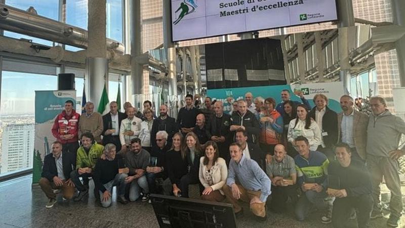 Scuole di sci «storiche», la Regione premia sei bergamasche Scuole di sci «storiche», la Regione premia sei bergamasche