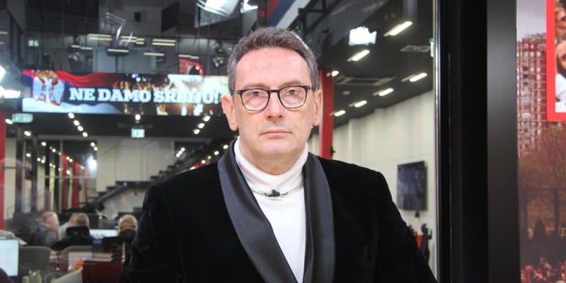 Nebojša Bakarec: Izbezumljena opozicija i blokaderi u nokautu