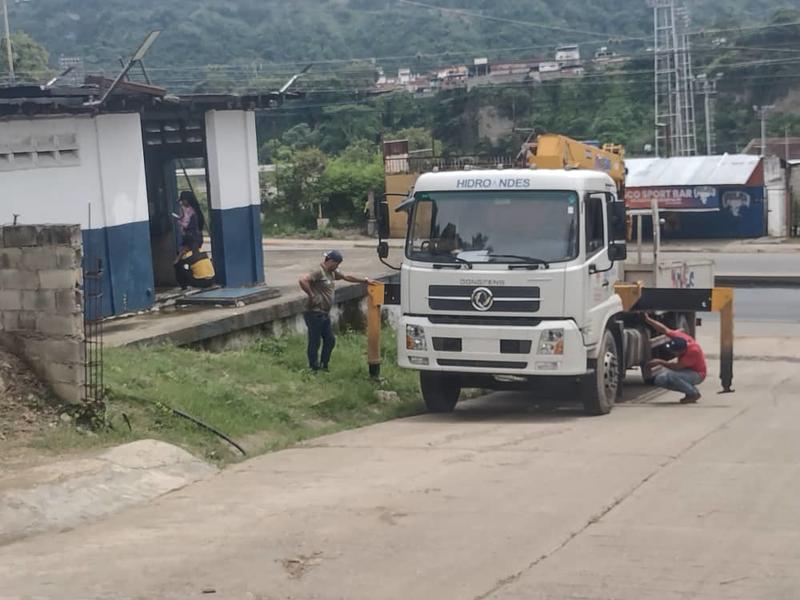 Vecinos de Las Lomas en Valera cumplen 17 días sin agua y exigen respuestas oficiales Vecinos de Las Lomas en Valera cumplen 17 días sin agua y exigen respuestas oficiales