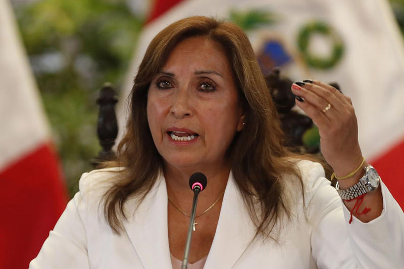 Incapacidad moral en Perú: el fin del ciclo Boluarte, por Luis Miguel Santibáñez Suárez