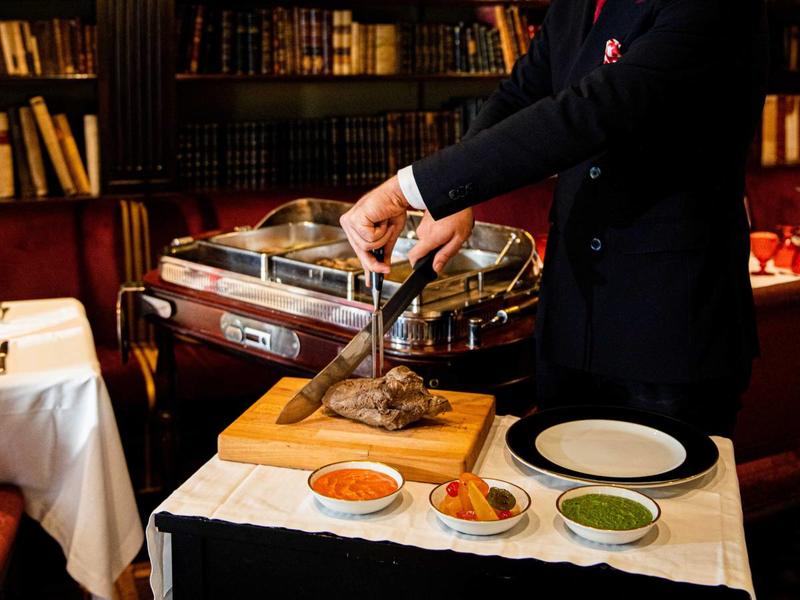 Il bollito torna di moda a Milano