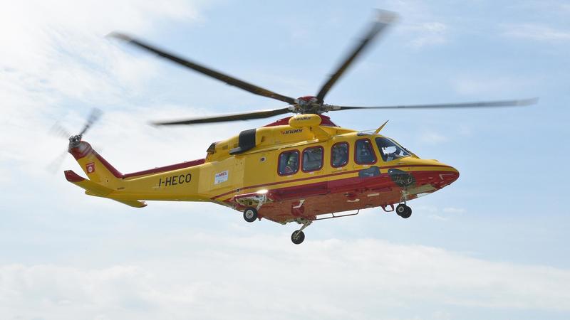 Leno, attraversa sulle strisce pedonali ma viene investito da un'auto: Vittorio Artoni muore in ospedale