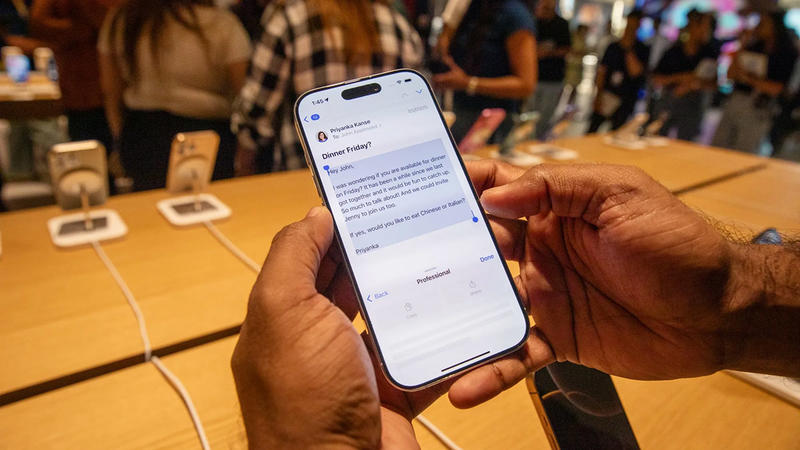 Apple pagará 1.000 millones al año a Google para salvar su inteligencia artificial