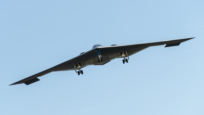 Should the B-21 Raider Have a Weapons Systems Officer?