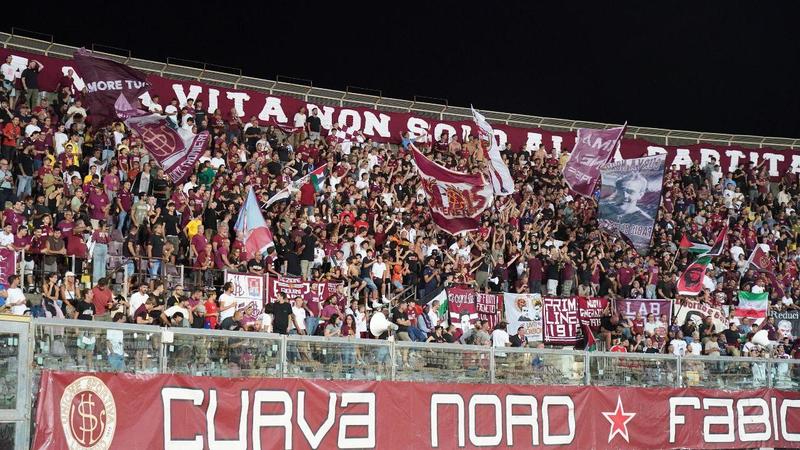 Livorno, Cristiano Lucarelli in panchina – Ma la Curva avverte: «Contestiamo anche se arriva lui»