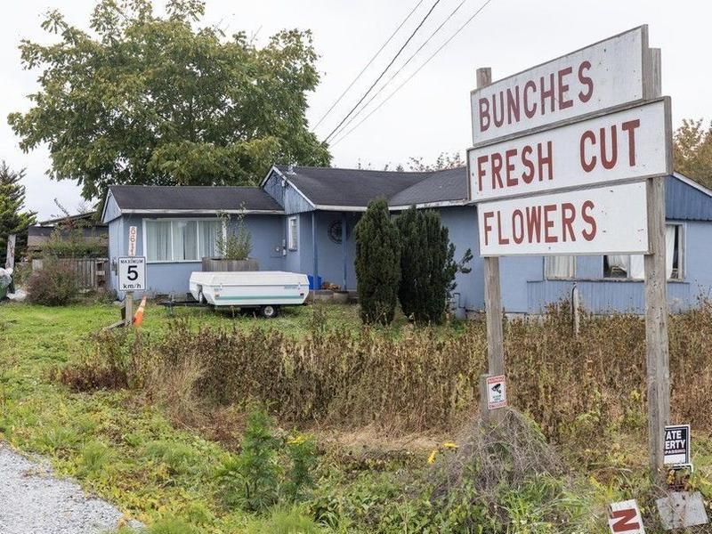 GUNTER: Cowichan Tribes land ruling shows activist judges rewriting Canadian law, threatening private property rights GUNTER: Cowichan Tribes land ruling shows activist judges rewriting Canadian law, threatening private property rights