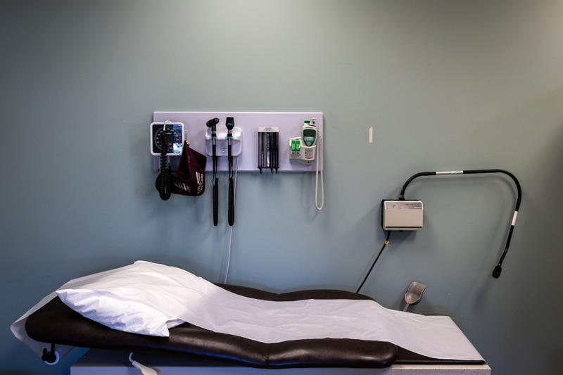 Nos hôpitaux et nos communautés en danger Nos hôpitaux et nos communautés en danger