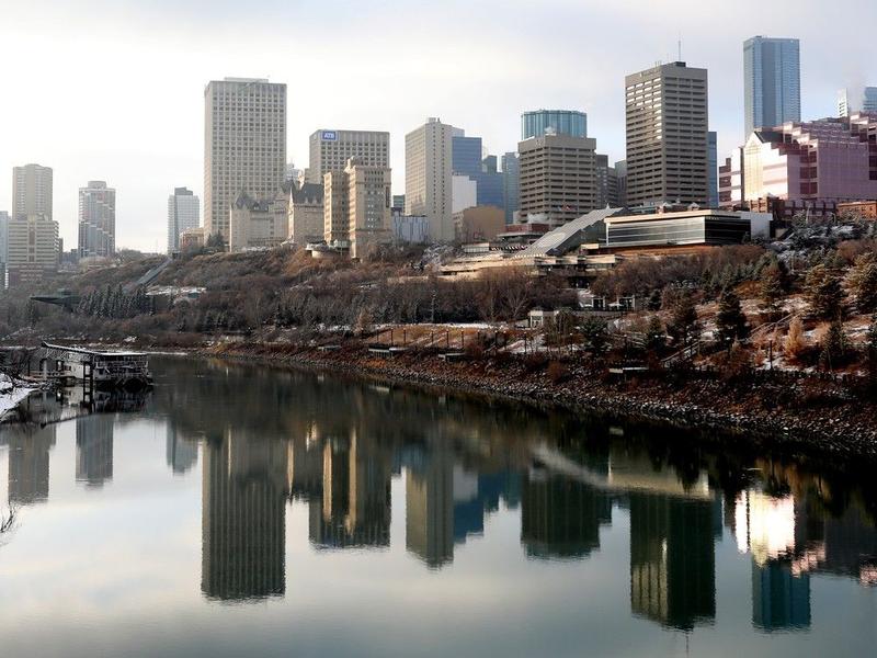 Opinion: Edmonton's economy is growing but falling behind our neighbours Opinion: Edmonton's economy is growing but falling behind our neighbours