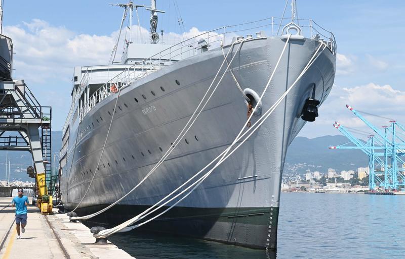 »Galeb« epitaf riječkom SDP-u »Galeb« epitaf riječkom SDP-u