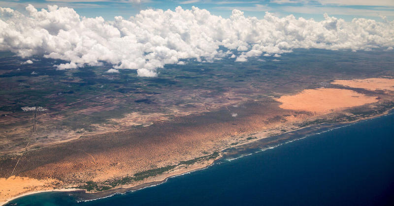 Pirates board tanker off Somalia in biggest escalation since 2024