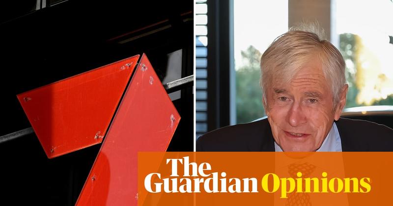 Angry shareholders vote against SevenWest executive pay deal as Kerry Stokes says he too has suffered