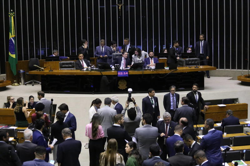 Nova licença-paternidade: um passo tímido rumo ao cuidado compartilhado