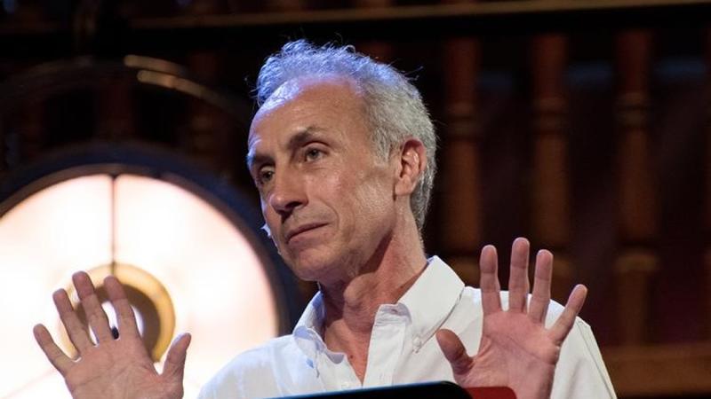 Marco Travaglio a Napoli: racconto i Â«magheggiÂ»Â degli ultimi 15 anni in Italia