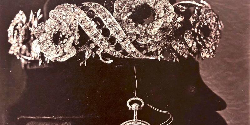 Habsburgs ferne Juwelen