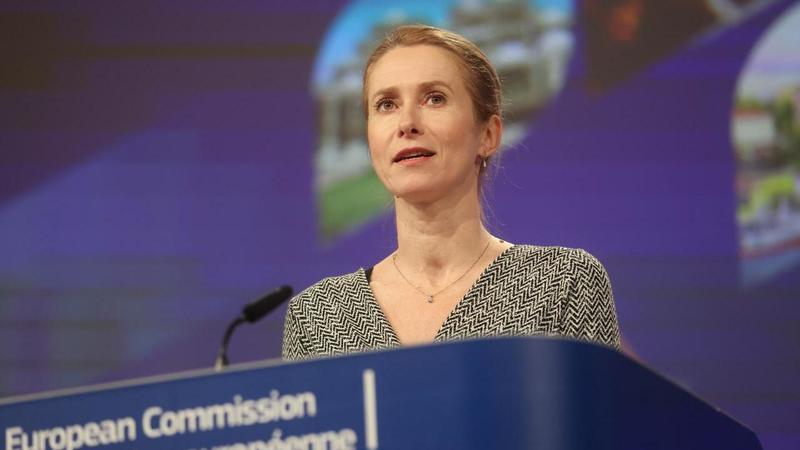 Bruxelles dà la stretta ai visti per i cittadini russi: stop ai permessi a ingressi multipli Bruxelles dà la stretta ai visti per i cittadini russi: stop ai permessi a ingressi multipli