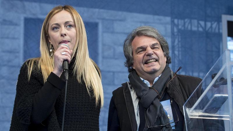 Brunetta si aumenta lo stipendio, irritazione di Meloni: “Decisione inopportuna”. E lui fa retromarcia