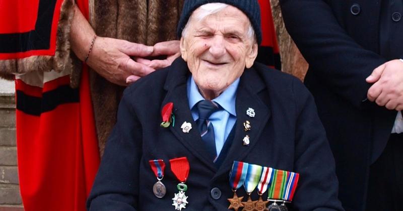 Town to honour war veteran who died aged 98 Town to honour war veteran who died aged 98