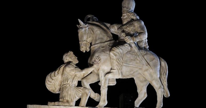 Iran unveils monument to ancient victory in show of post-war defiance Iran unveils monument to ancient victory in show of post-war defiance