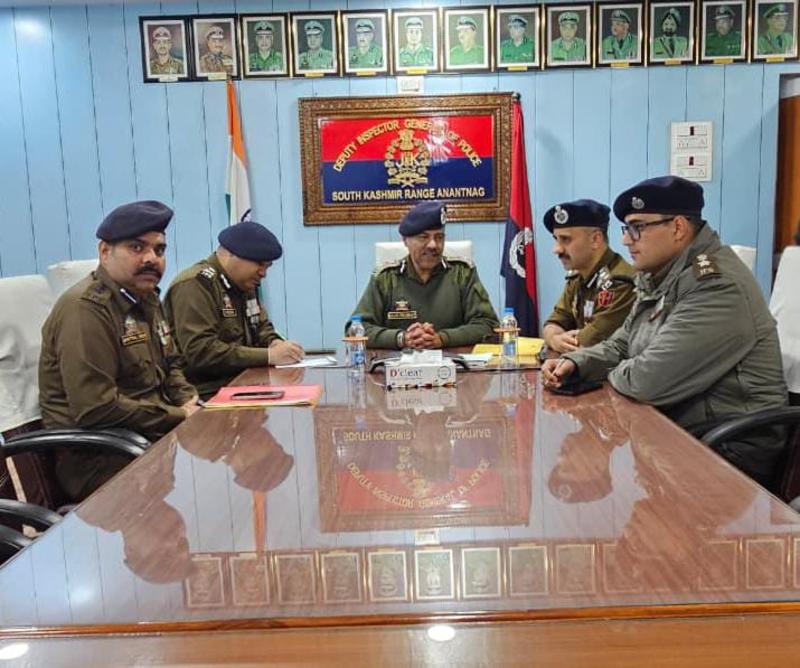 DGP reviews counter-terror ops