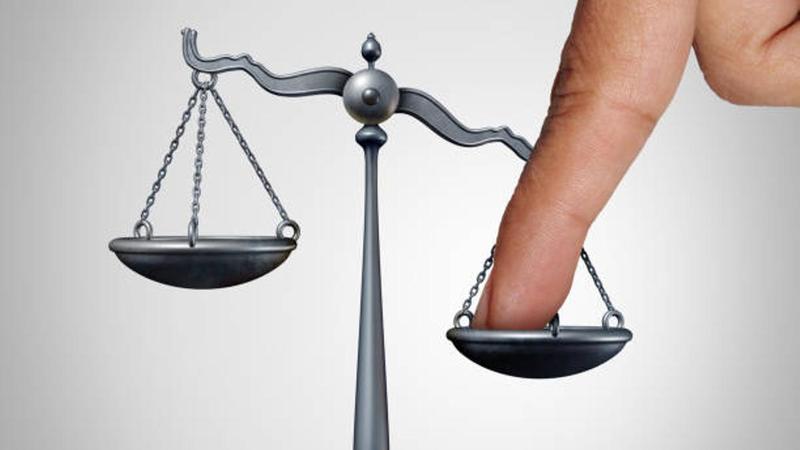 ¡La apatía ante la injusticia sería complicidad!