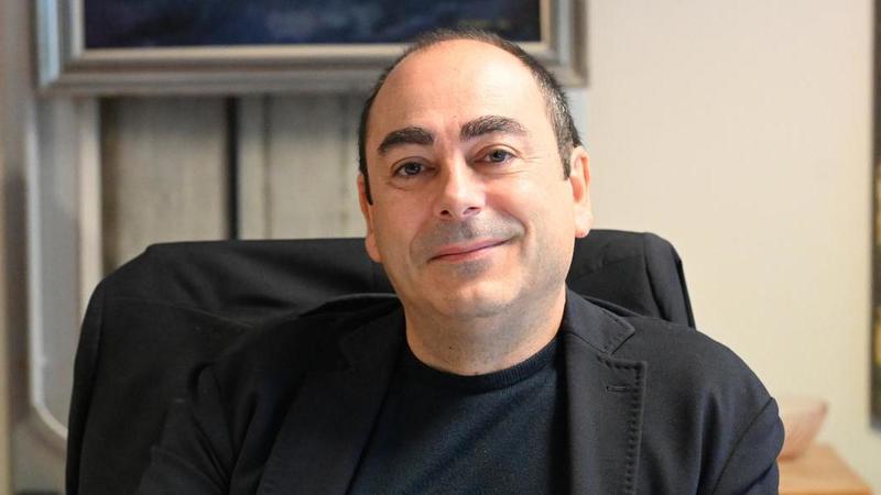 Alunno colpito dal docente in aula, lettera di studenti e genitori: 