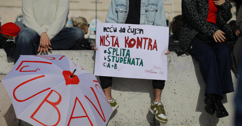 Obavezuje me da se pobunim kao Hrvat i Splićanin. Na moje prijatelje okomio se ološ