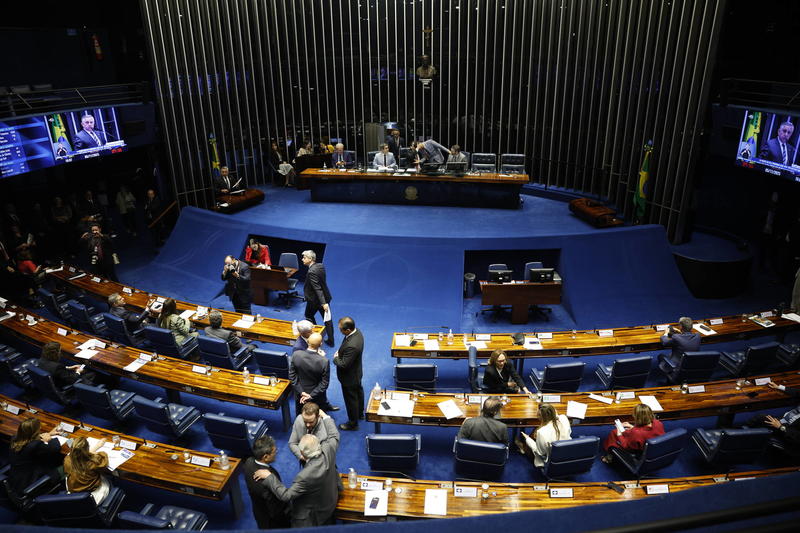 Atropelos na isenção do IR têm seu preço Atropelos na isenção do IR têm seu preço