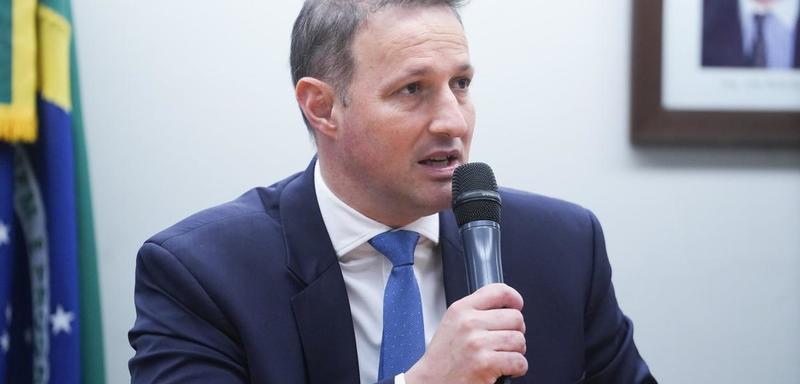 O que a extrema-direita quer de Derrite?